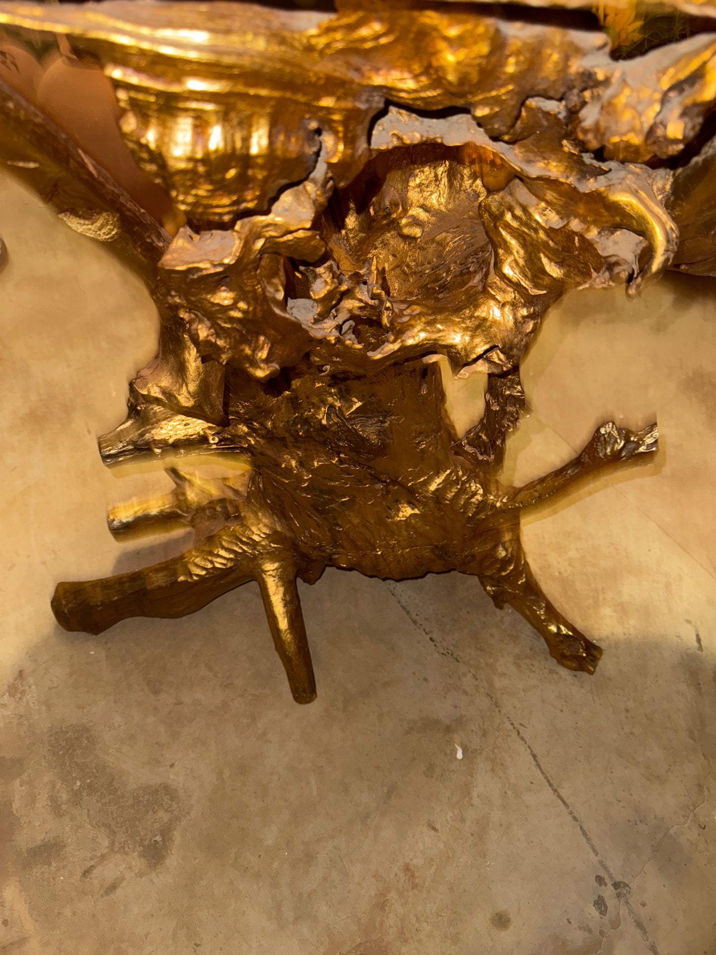 Indonesian dresser