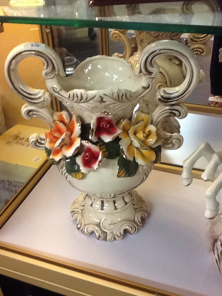 CERAMIC REPLICATE OF CAPODIMONTE VASE